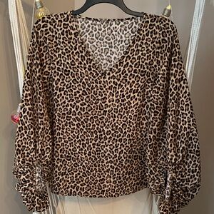 Vintage Leopard Print V-Neck Women's Top Small